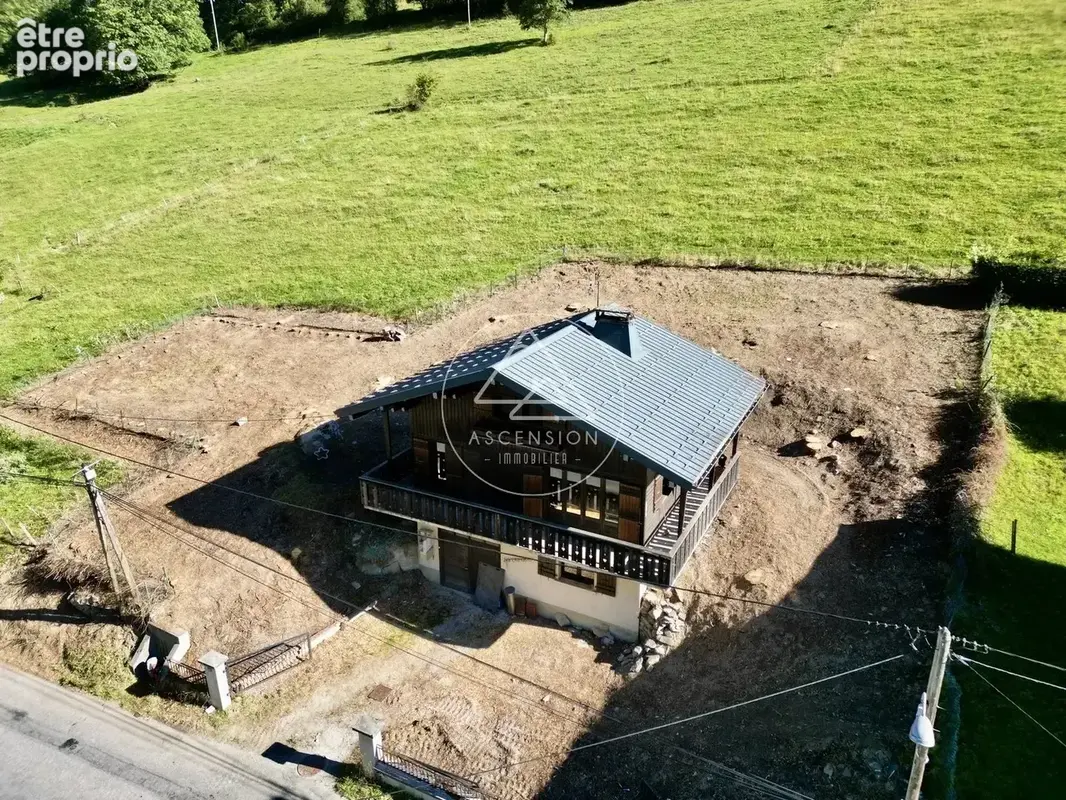 Charmant chalet 4 chambres à rénover dans la Vallée de la Manche, Morzine - photo 12