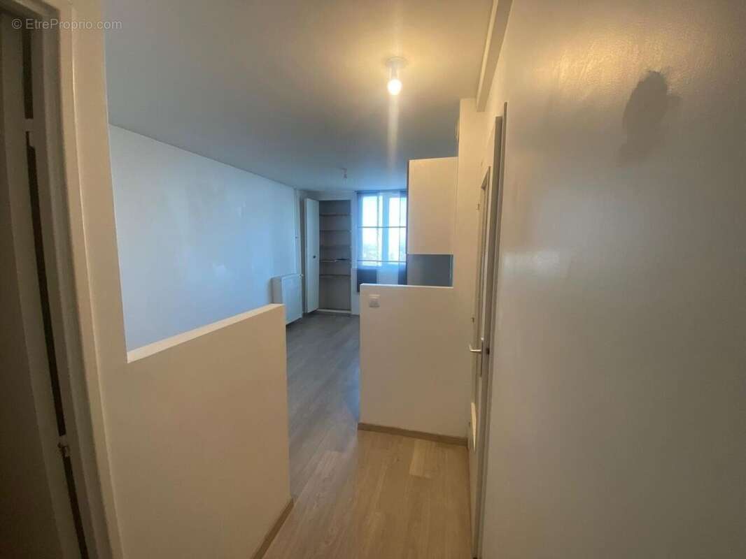 Photo 8 - Appartement à MONS-EN-BAROEUL