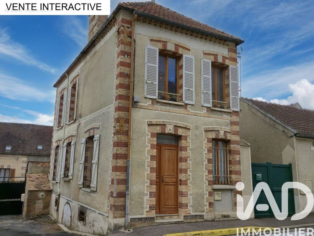 Photo 1 - Maison à VINNEUF