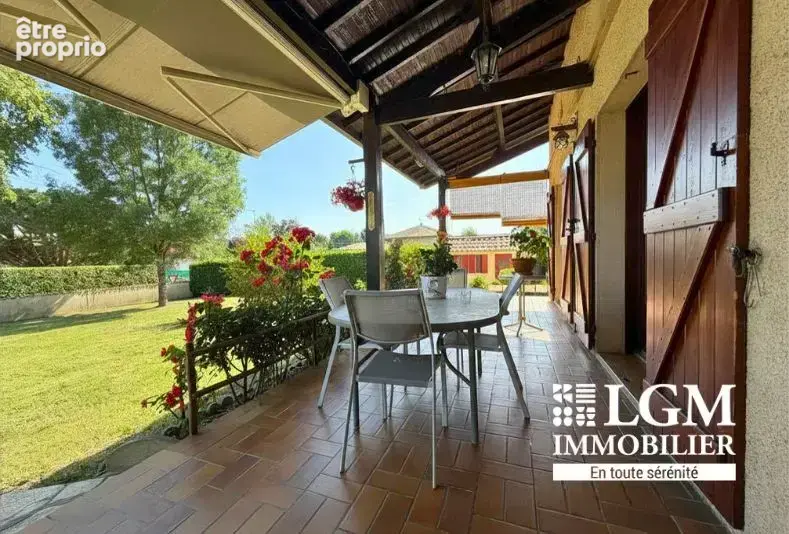 Maison familiale 6 pièces avec piscine et dépendance à La Ville-Dieu-du-Temple - photo 3