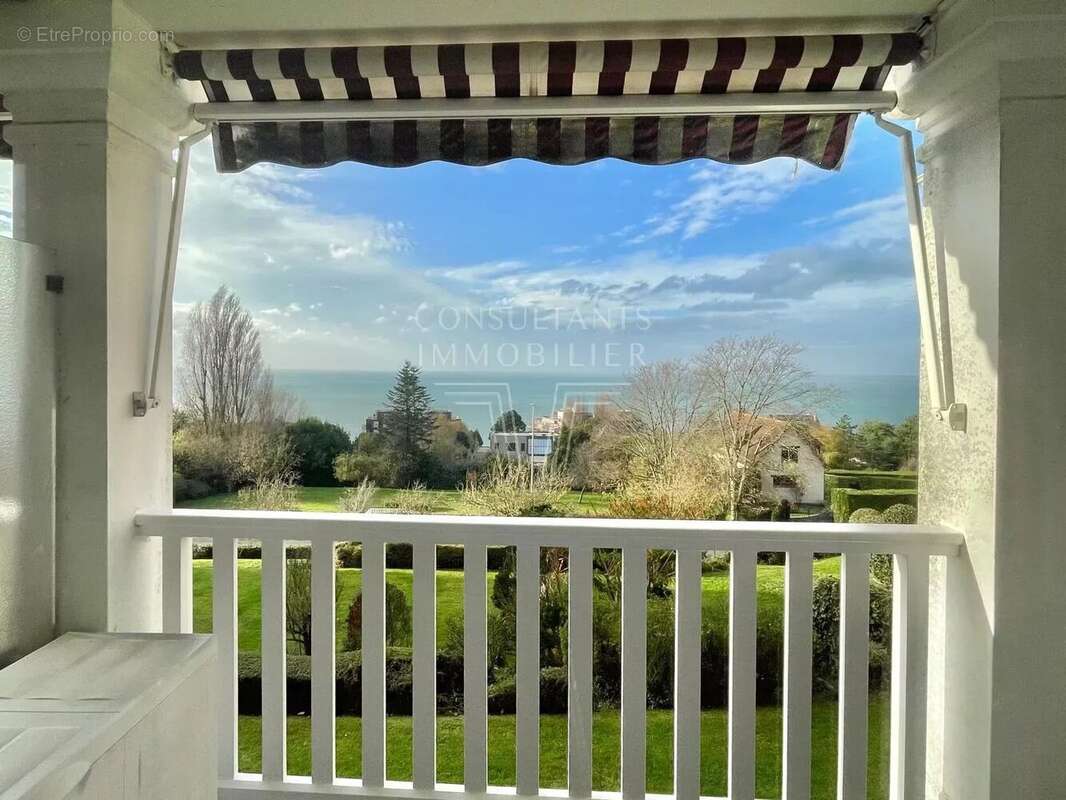 Appartement à TROUVILLE-SUR-MER