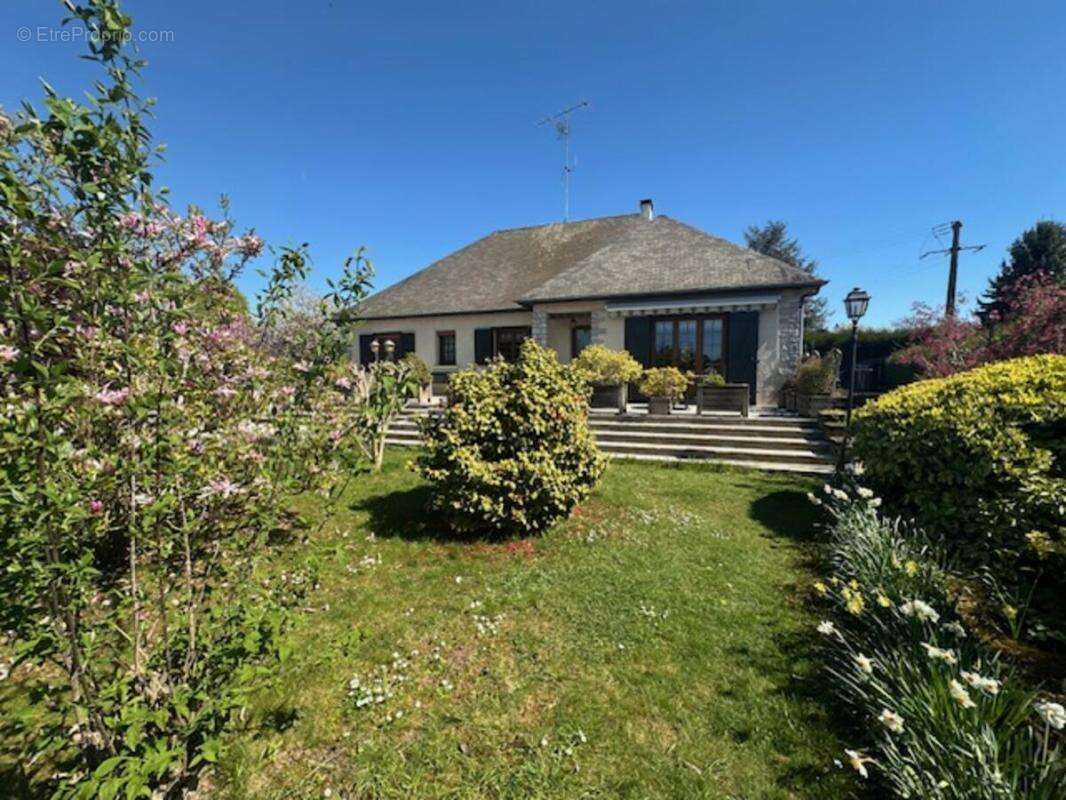 Maison à PRASVILLE