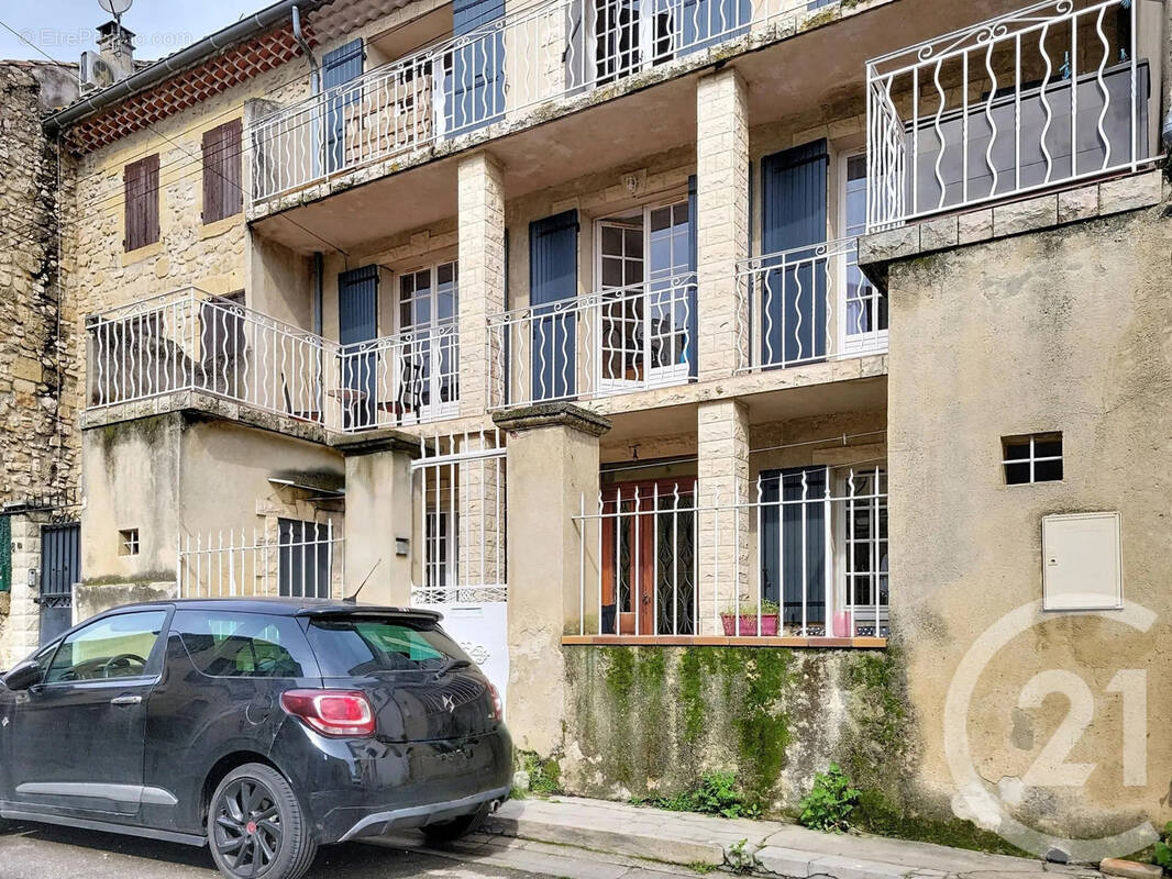 Maison à ROQUEMAURE