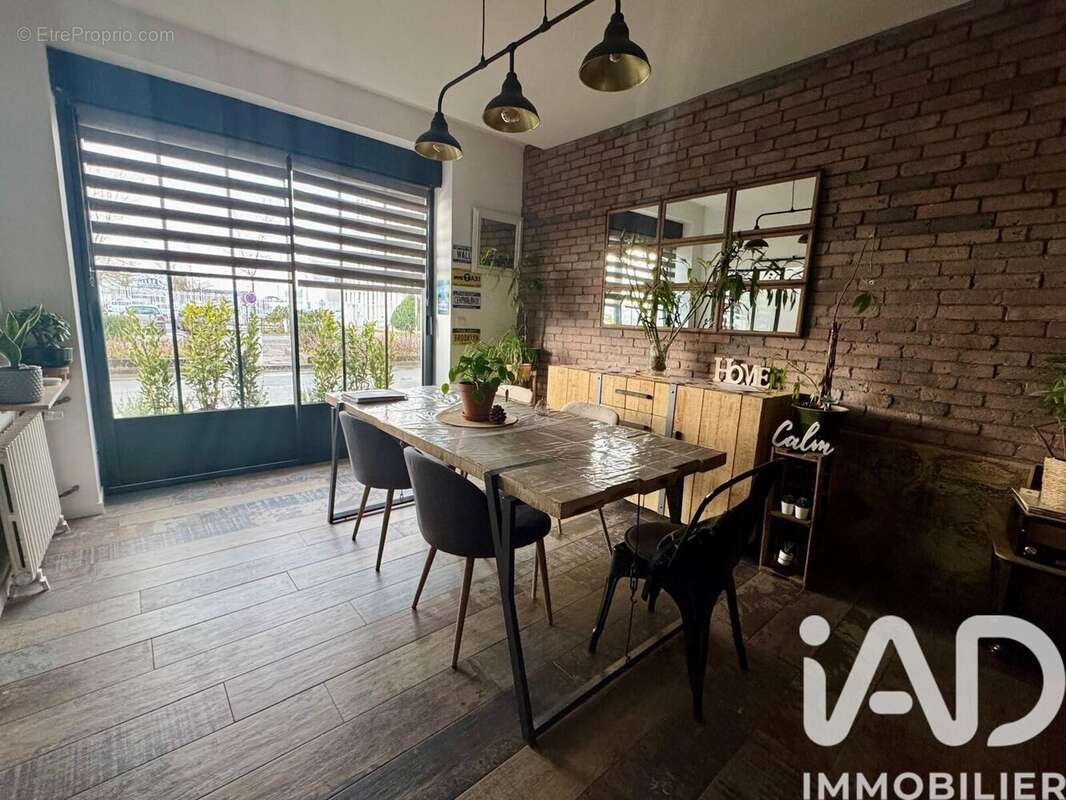 Maison 181 m² à La Rochelle  - photo 4