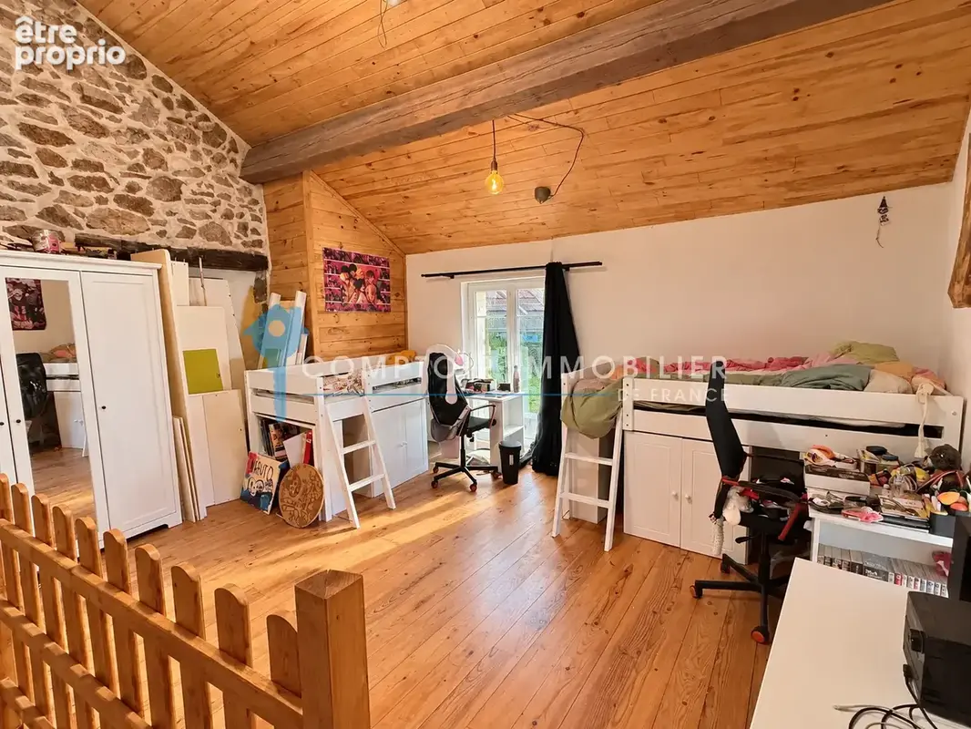 Maison de village en pierre rénovée avec cour, terrasse, jardin et fort potentiel   Vals-les-Bains - photo 10