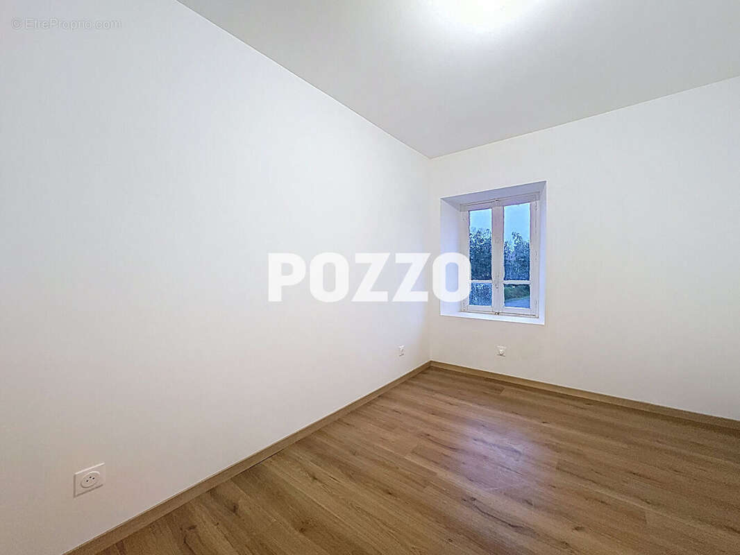 Maison à SAINT-SAUVEUR-LA-POMMERAYE