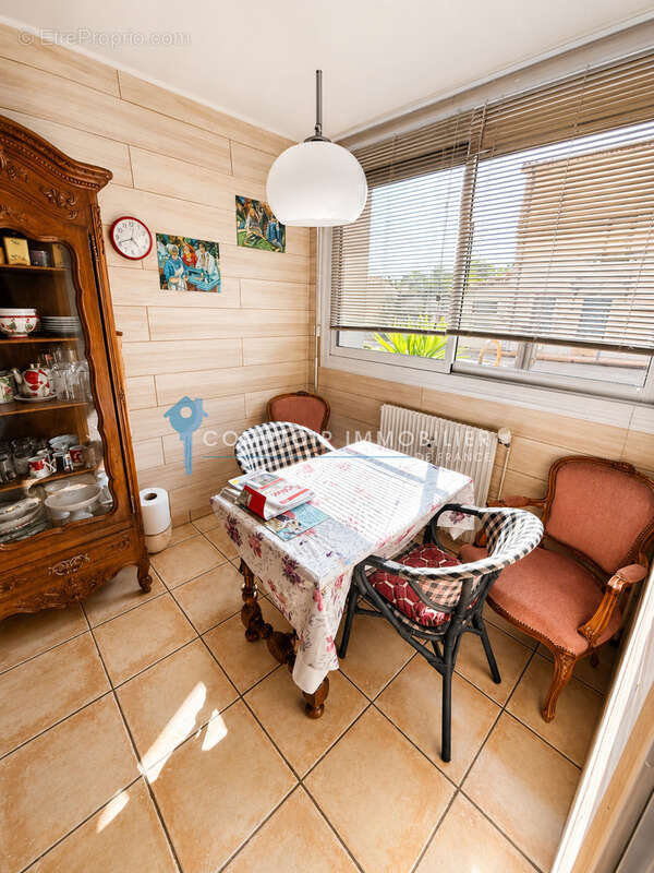 Appartement T3 de 77,53 m2 avec terrasse de 51 m2   Aubenas - photo 6