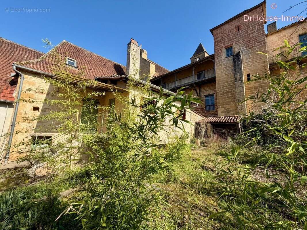 Maison à PLAZAC