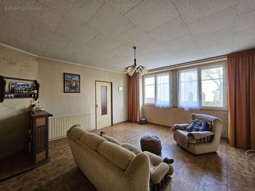 Maison à RIEC-SUR-BELON