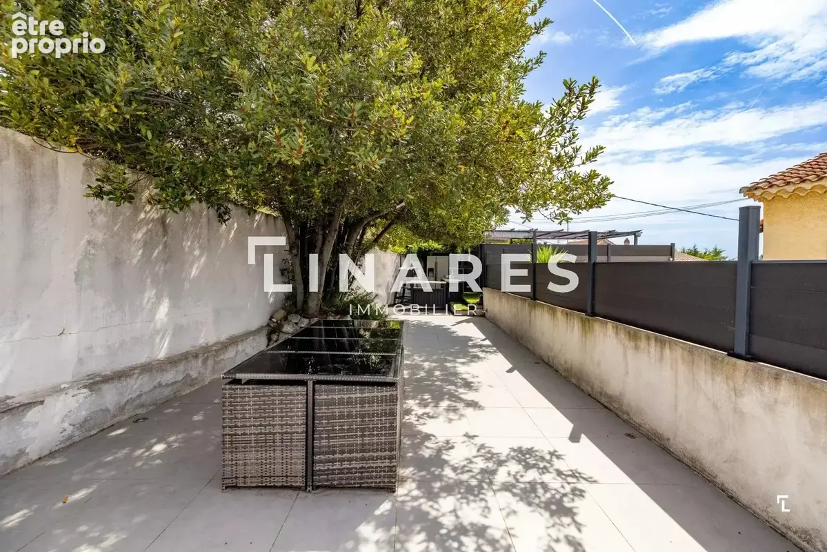 LE PANORAMIQUE - Haut de villa T4/5 de 137m² - Piscine - Jardin de 450m² - 13190 LE LOGIS NEUF - photo 8