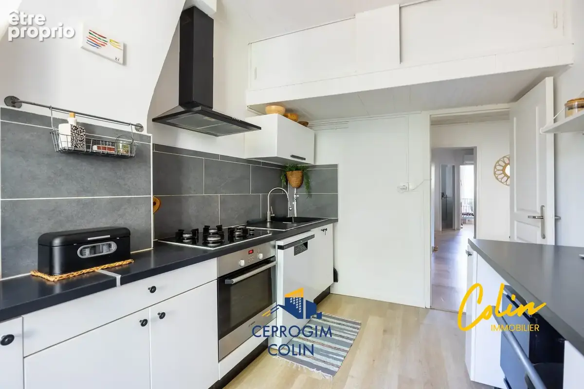 Appartement 3 pièces 89 m² à vendre à Marseille-6e (13006) - photo 7