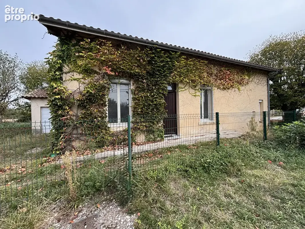 Maison en pierre à Montpon-Ménestérol 5 pièce(s) 126 m2 - photo 2