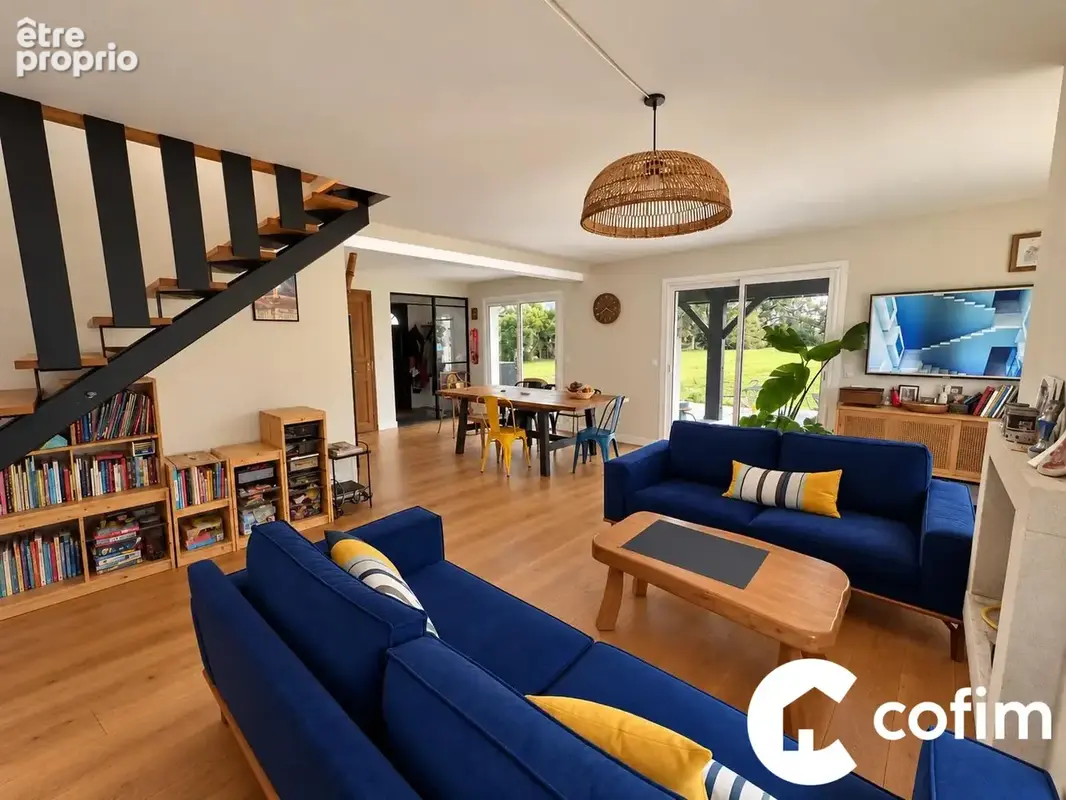 Maison 5 pièces 121 m² à vendre à Mouguerre (64990) - photo 2