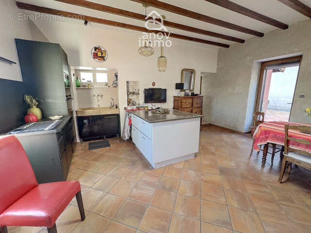 Maison à SAINT-ROMAIN-DE-JALIONAS