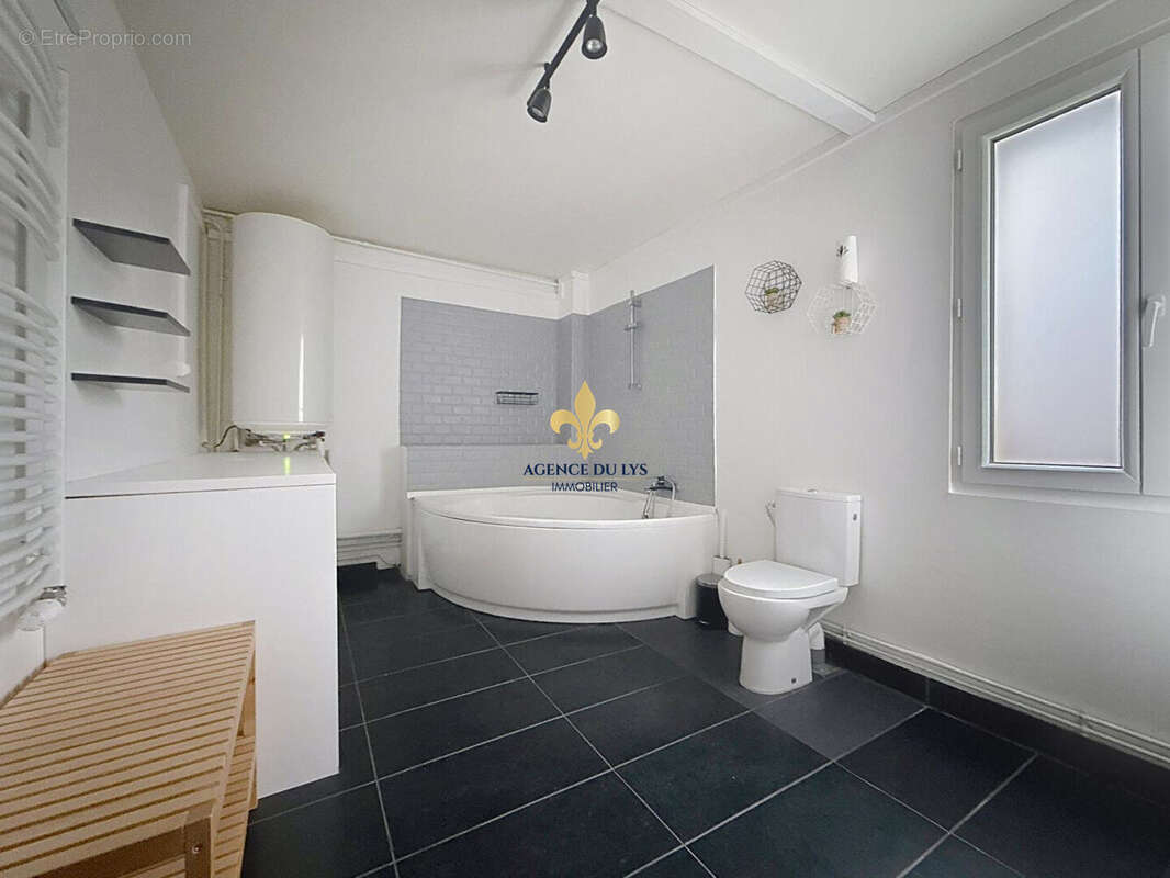 Appartement à COYE-LA-FORET