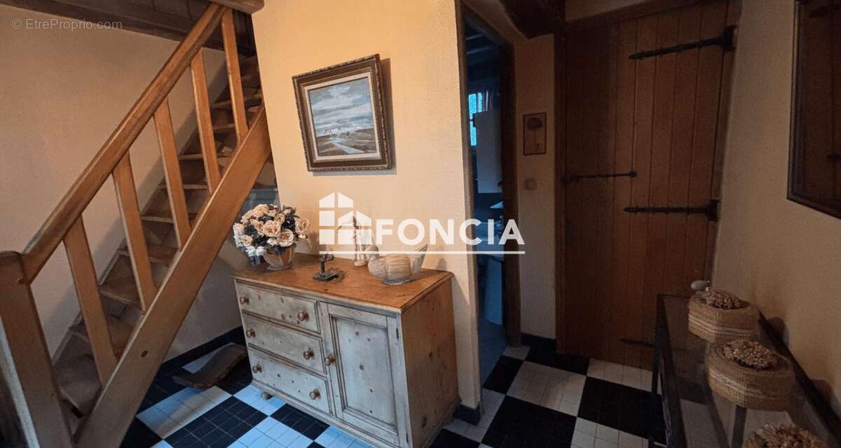 Maison à LE VAL-DAVID