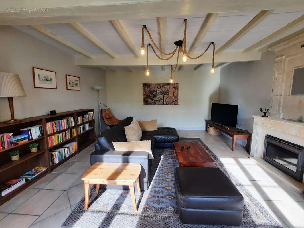 Maison à COZES