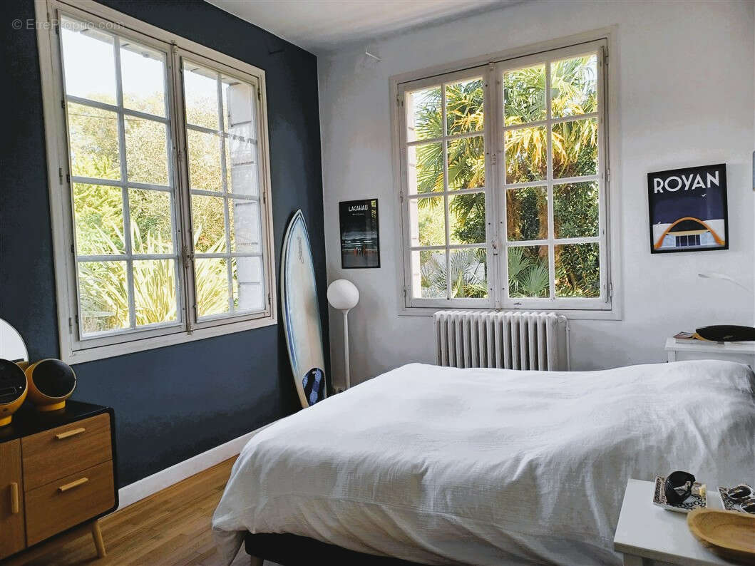 Maison à VAUX-SUR-MER