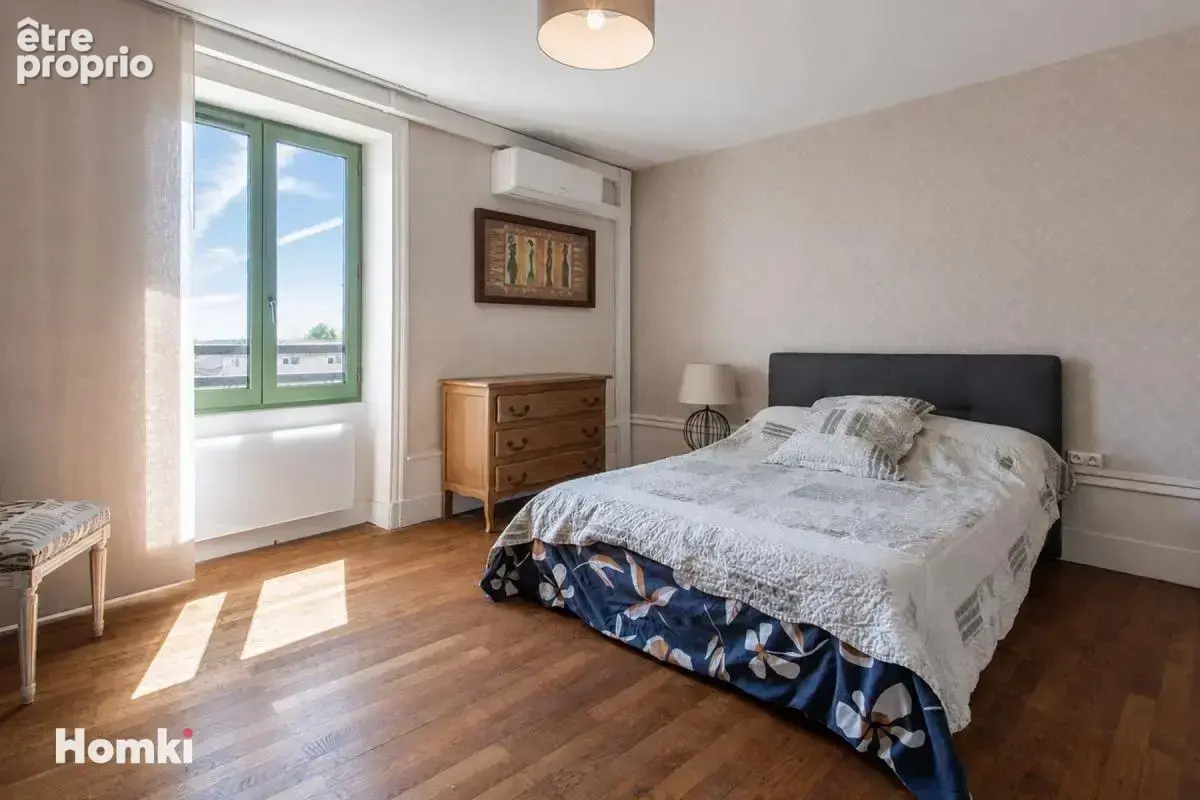 Maison de ville T5 de 215 m² à Lucenay 69480 - photo 11