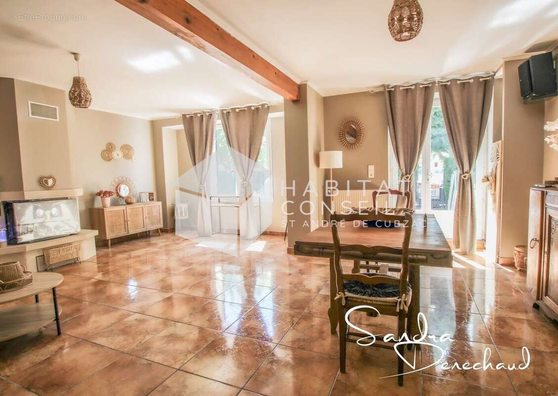 Maison à SAINT-ANDRE-DE-CUBZAC