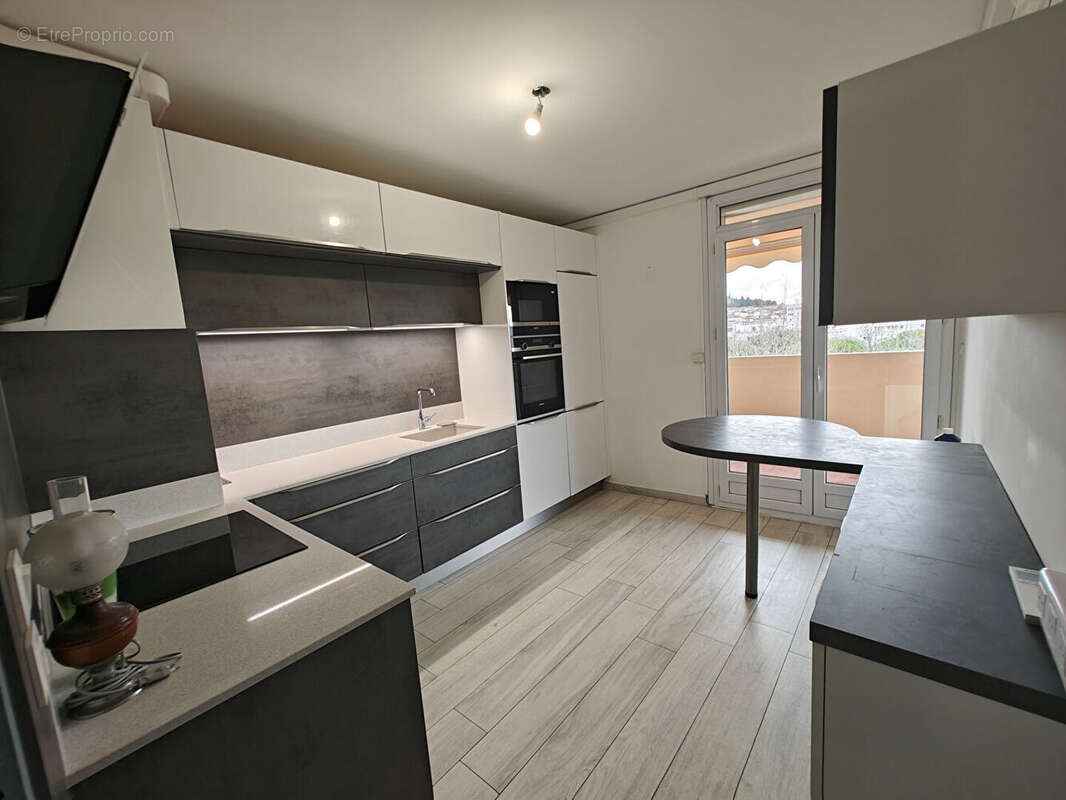 Appartement à LA GARDE