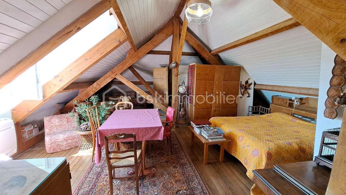 Maison à CHANCELADE