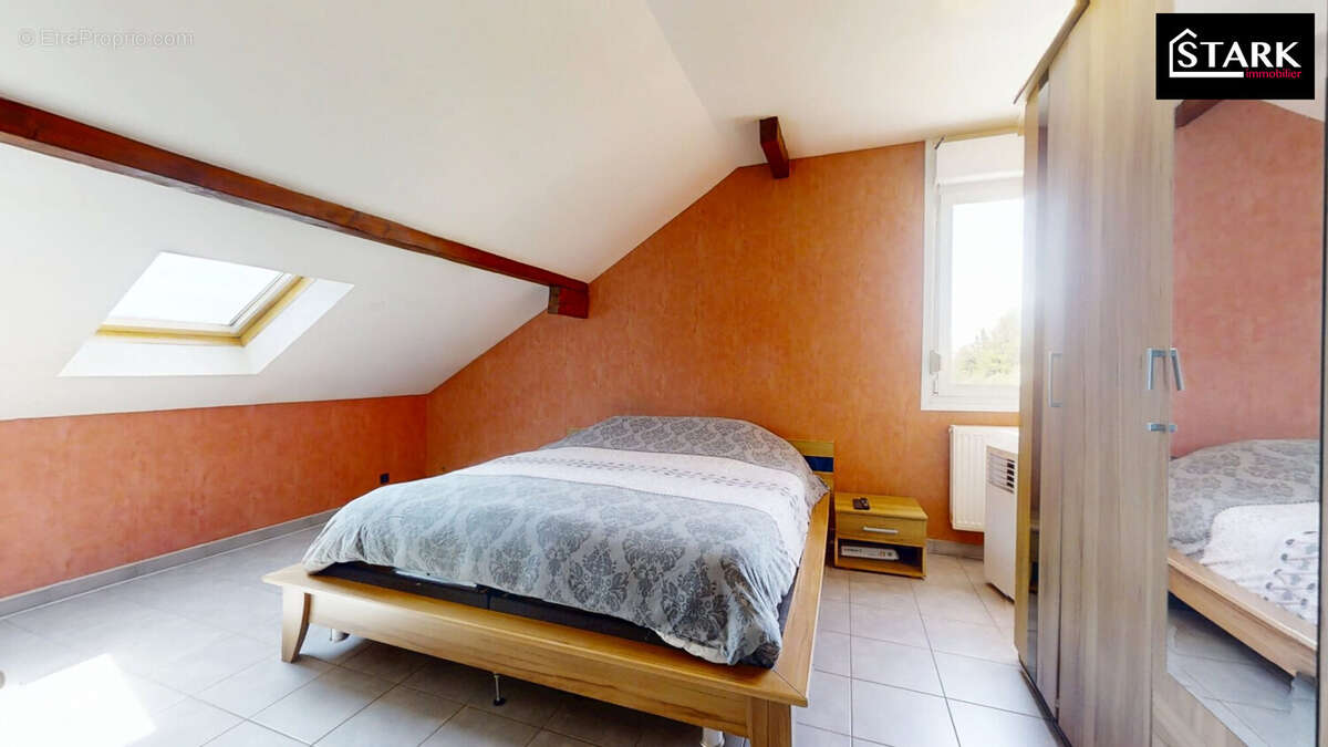 Maison 145 m² à Lure  - photo 6