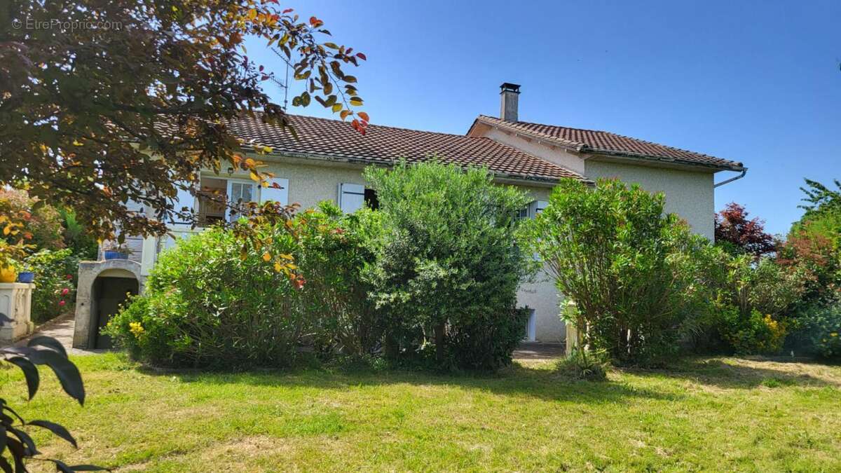 Maison à SAINT-MEDARD-DE-MUSSIDAN