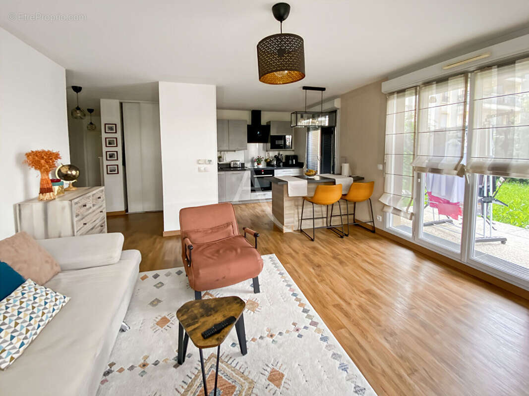 Appartement à VAUREAL