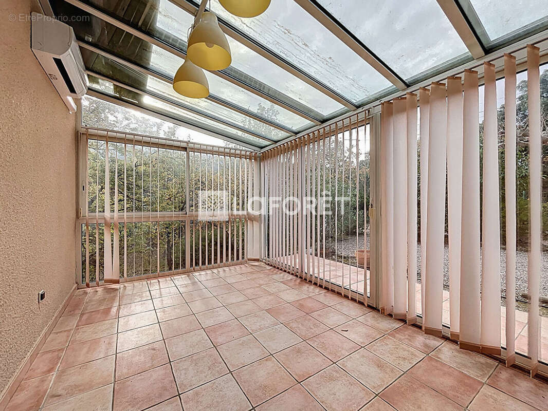 Maison à MONTESQUIEU-DES-ALBERES