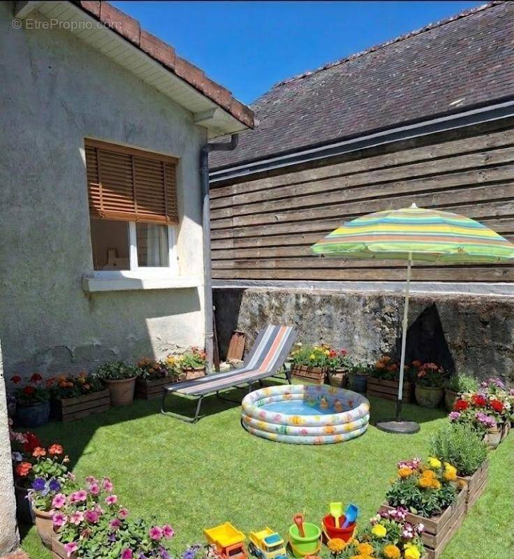 Maison à BENEJACQ