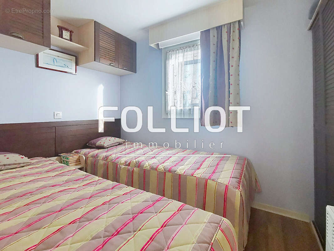 Maison à SAINT-PAIR-SUR-MER