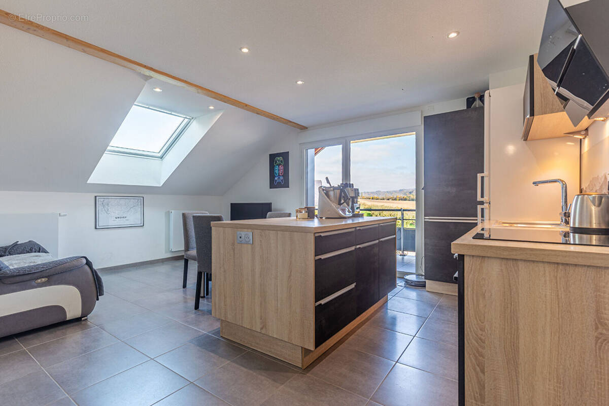 Appartement à GROISY