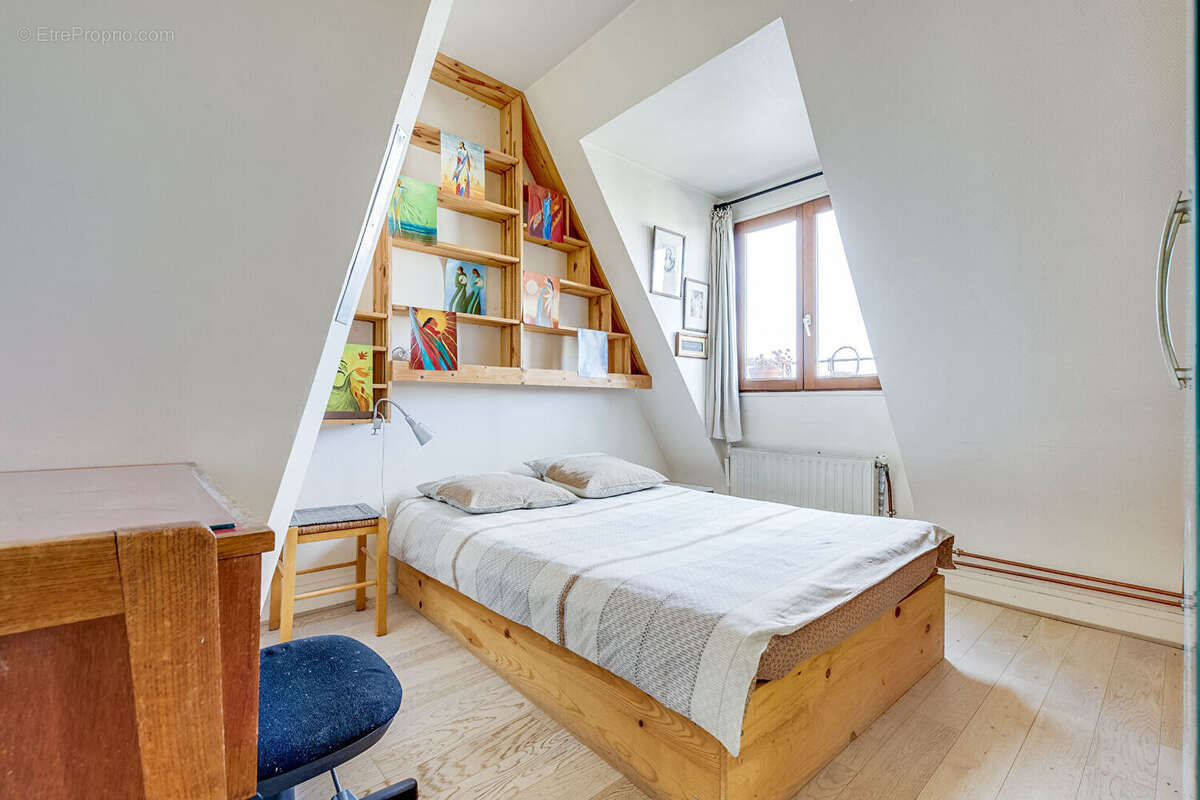 Appartement à PARIS-20E
