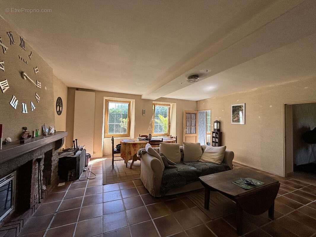 Maison à SAINT-DENIS-D'ANJOU