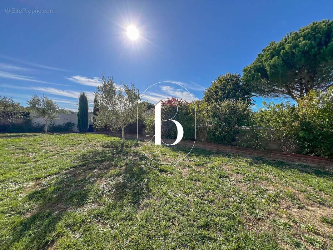 Maison à SAINT-PAULET-DE-CAISSON