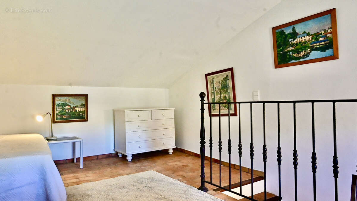 Maison à FORCALQUIER