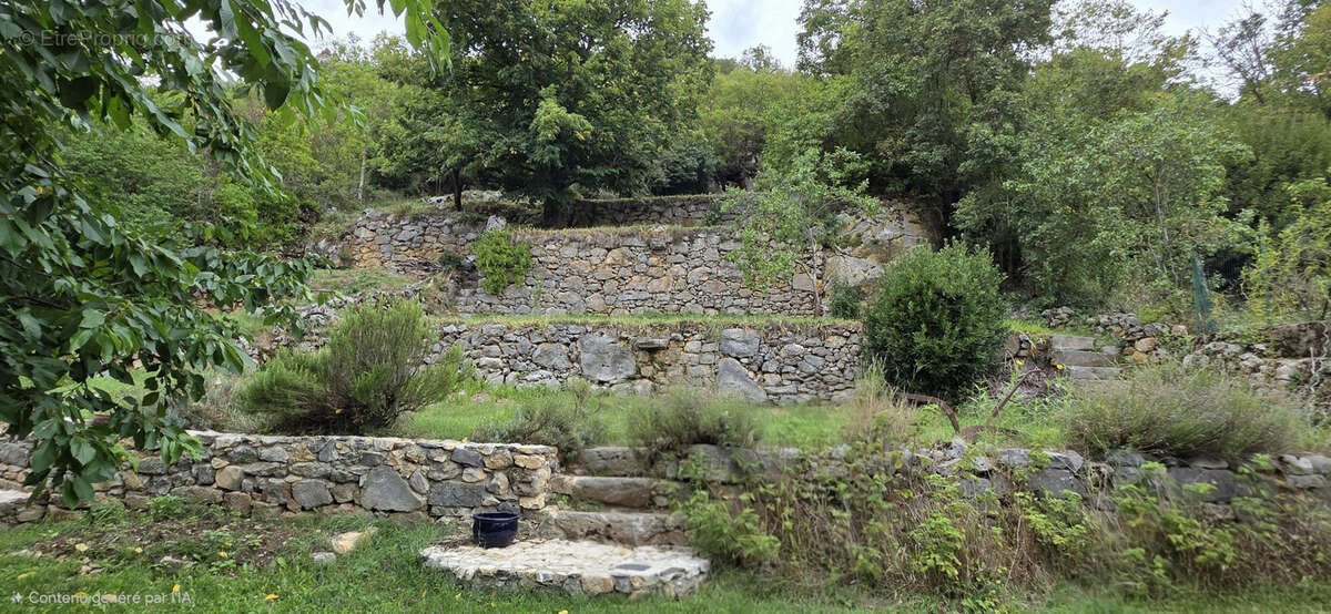 Maison de caractère de 1713   460 m2   piscine chauffée   Roquefeuil (11) - photo 4