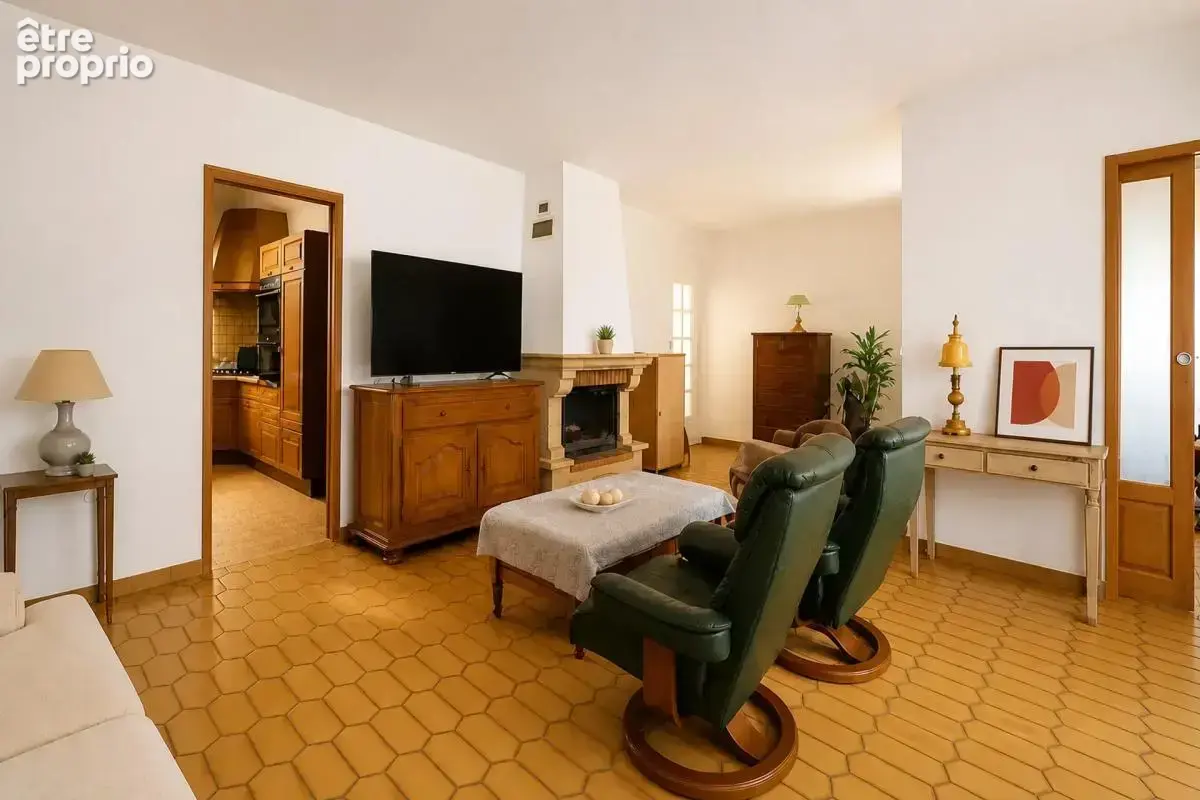 Maison de 5 pièces de 223 m² à Ligny-le-Ribault - photo 5