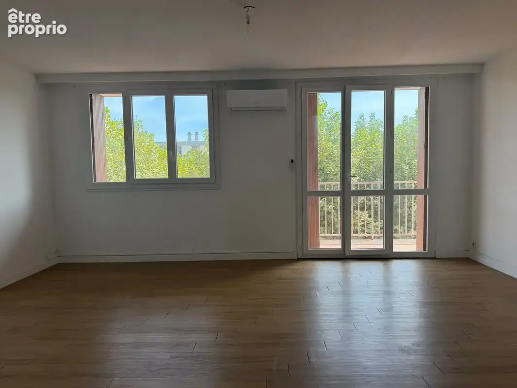 Beau t4 lumineux en tres bon etat avec balcon cave et parking residence les prairies 13013 marseille - photo 3