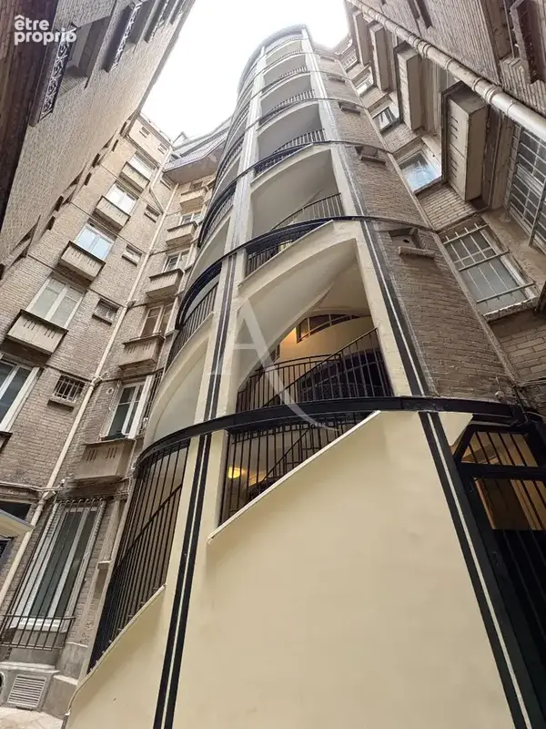 Appartement Paris 1 pièce(s) 10.66 m2 - photo 8