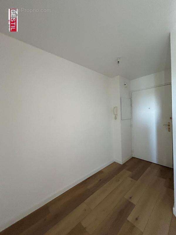 Appartement à SAINT-OUEN-L'AUMONE
