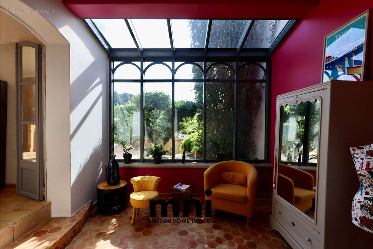 Maison à SIX-FOURS-LES-PLAGES