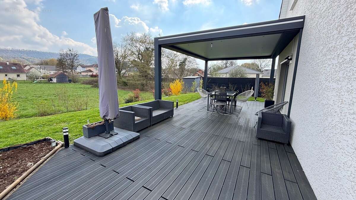 Gaby 03 - Maison à BYANS-SUR-DOUBS