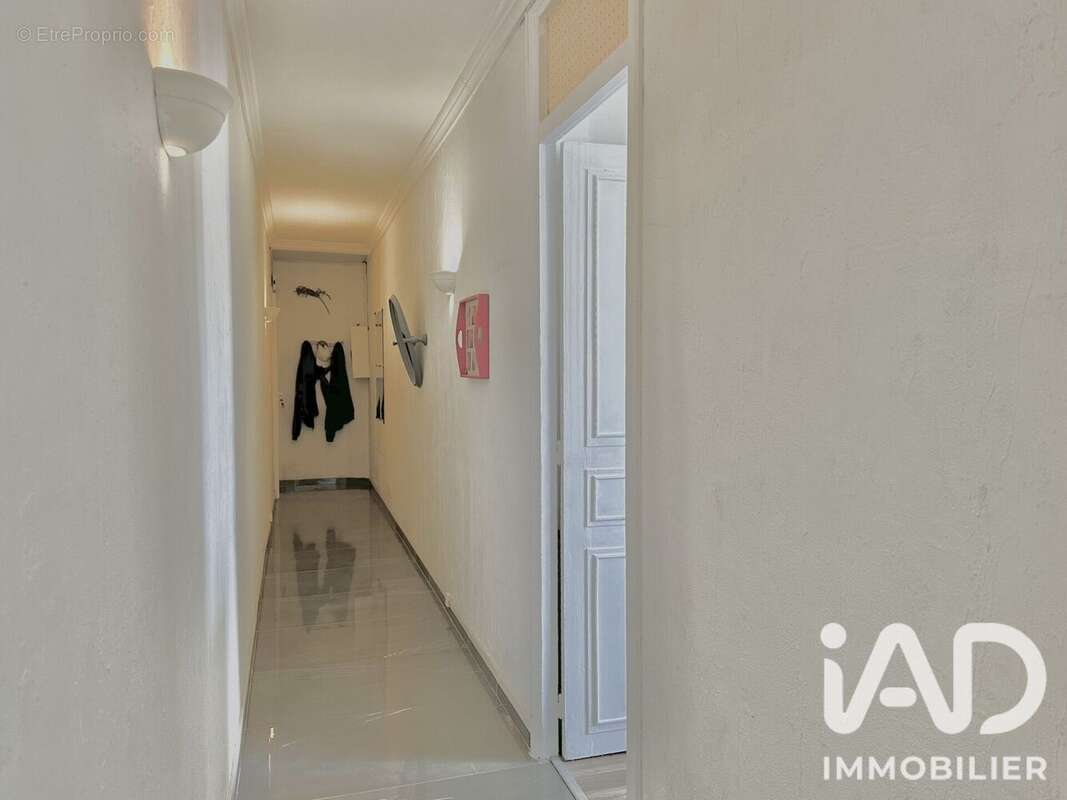 Photo 4 - Appartement à CHOISY-LE-ROI