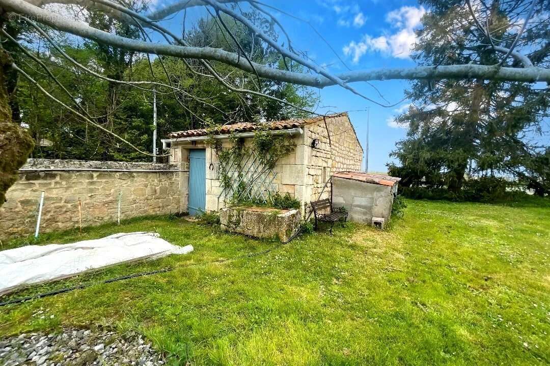 Maison à BALANZAC