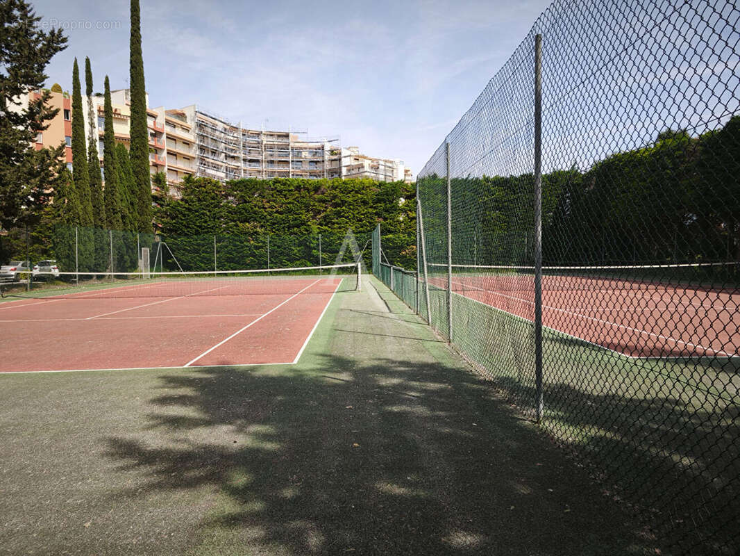 Appartement à MANDELIEU-LA-NAPOULE