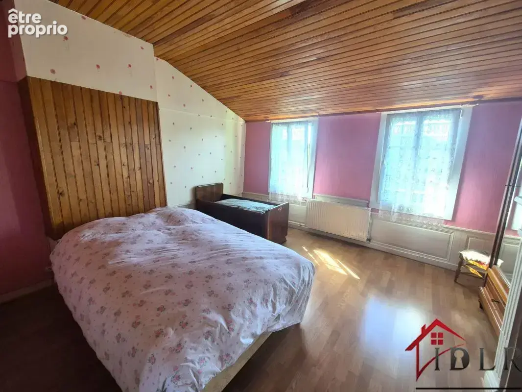Maison familiale en pierres de 166m2 avec 4 chambres - photo 7