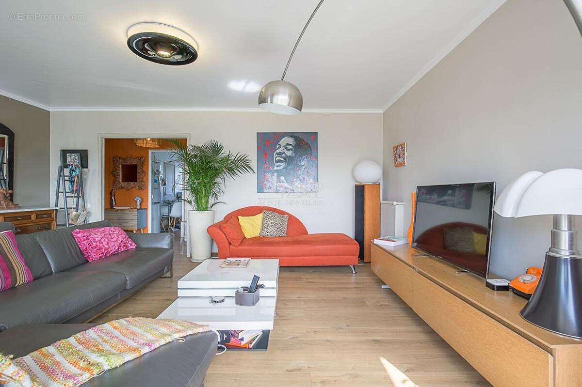 Appartement à MARSEILLE-8E