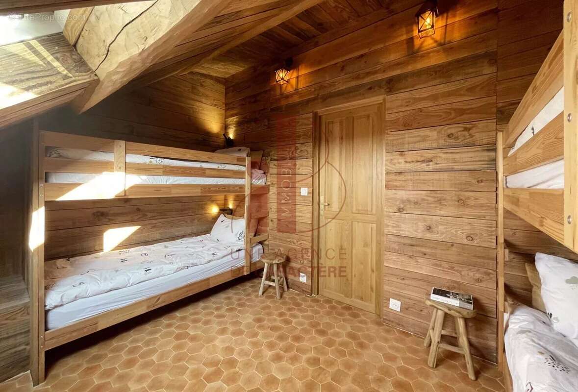 Maison à FONTAINEBLEAU